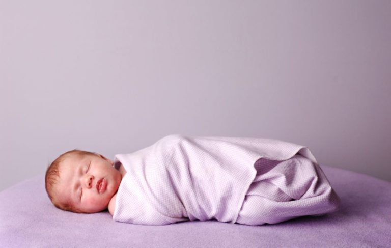 How Many Swaddles Do I Need? The Ultimate Guide
